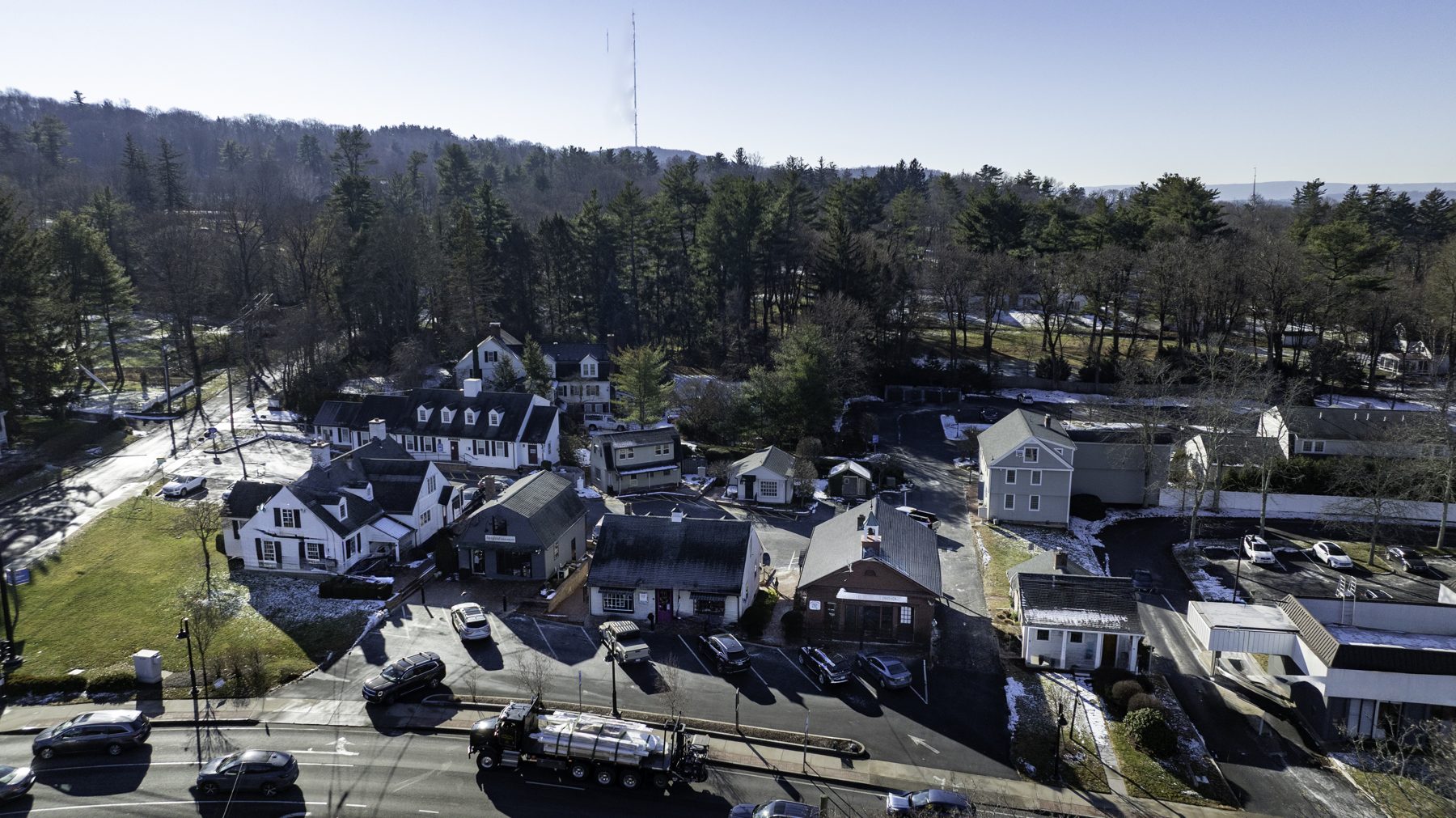Aerial view of Brickwalk Village along Farmington Avenue